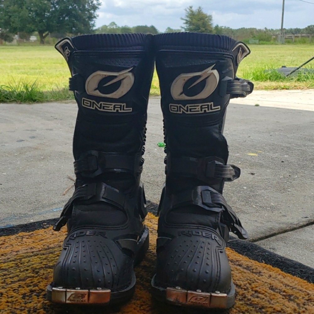 Ryder Oneal riding motocross boots kids